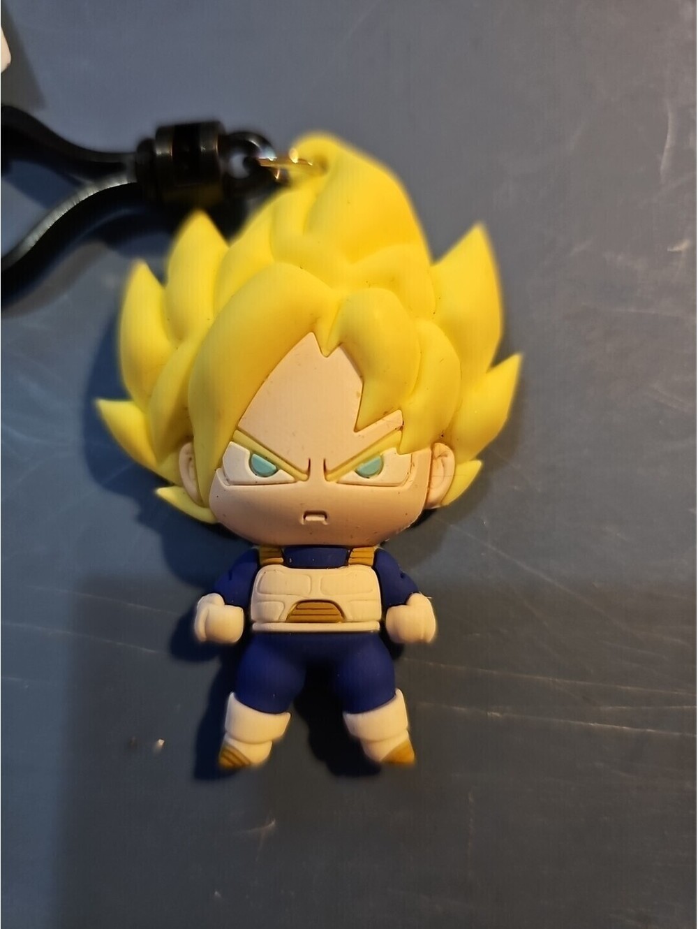 Dragon Ball Z NEW * Super Saiyan Goku Clip * Blind Bag Series 4 Key  Monogram